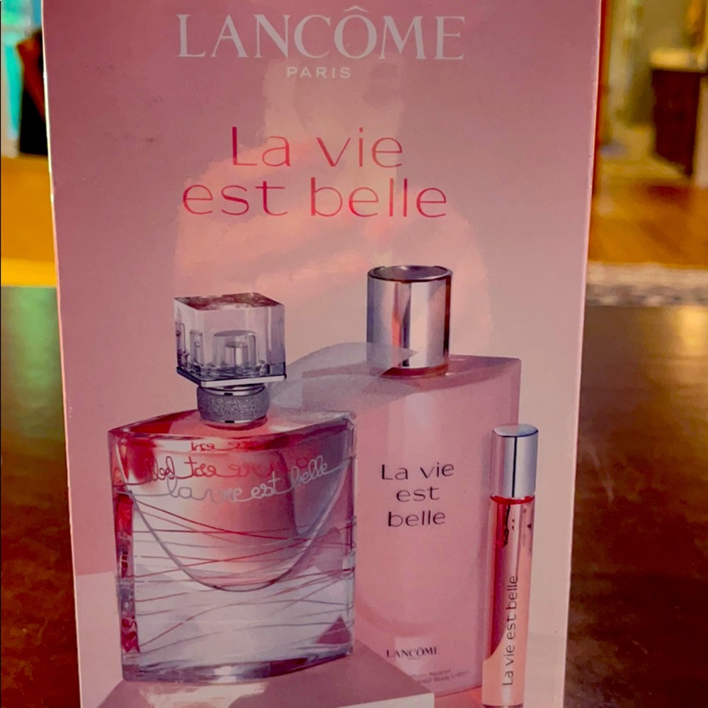 Unopened Lancôme La Vie Est Belle perfume set
